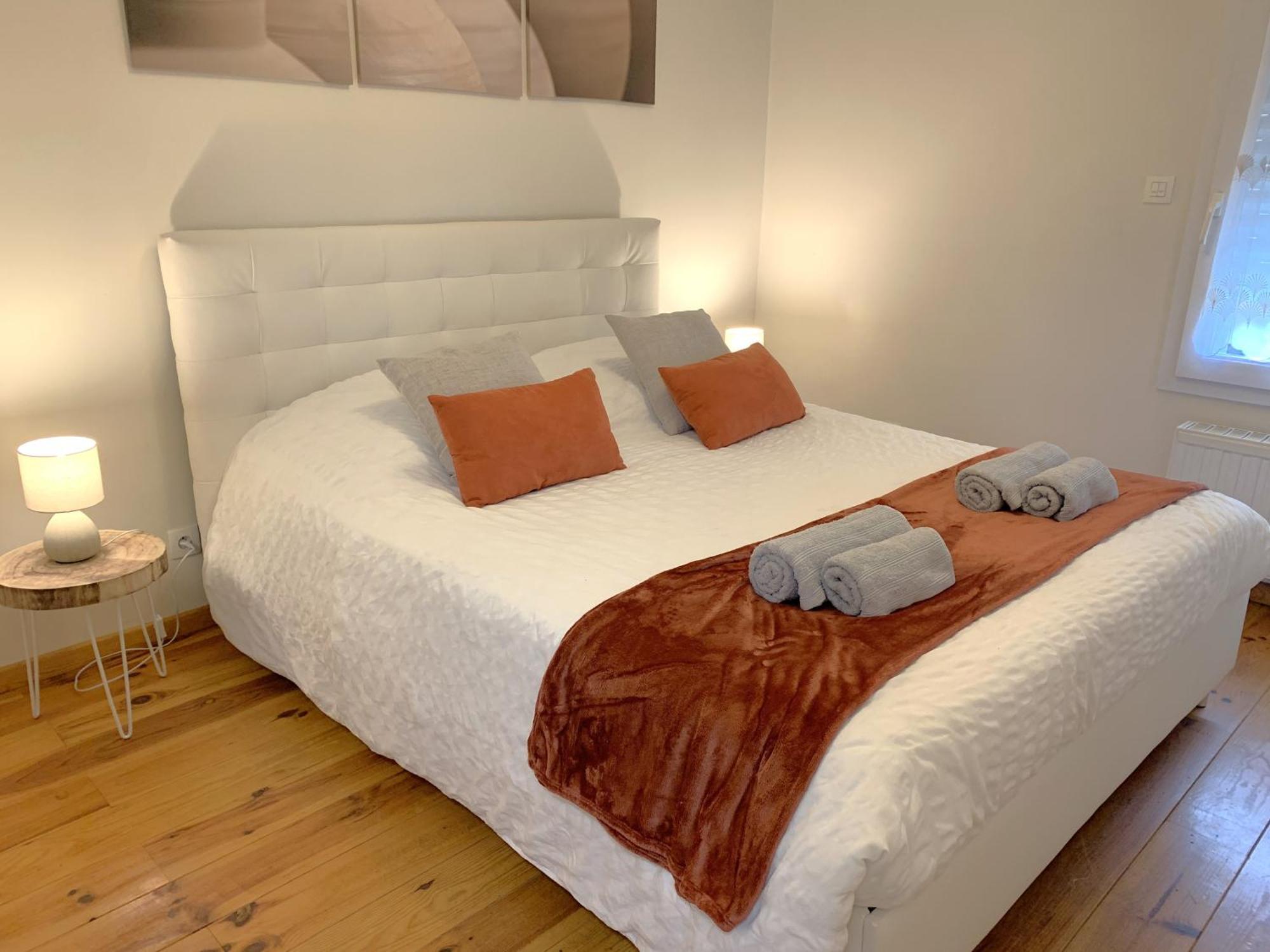 Appartement Spacieux Au Calme Ванн Екстер'єр фото